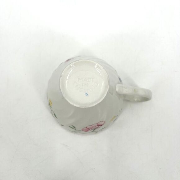 JOHNSON BROS. Set of 4 Vintage White Pink Floral England Teacup Saucer Cup Set - Picture 7 of 8